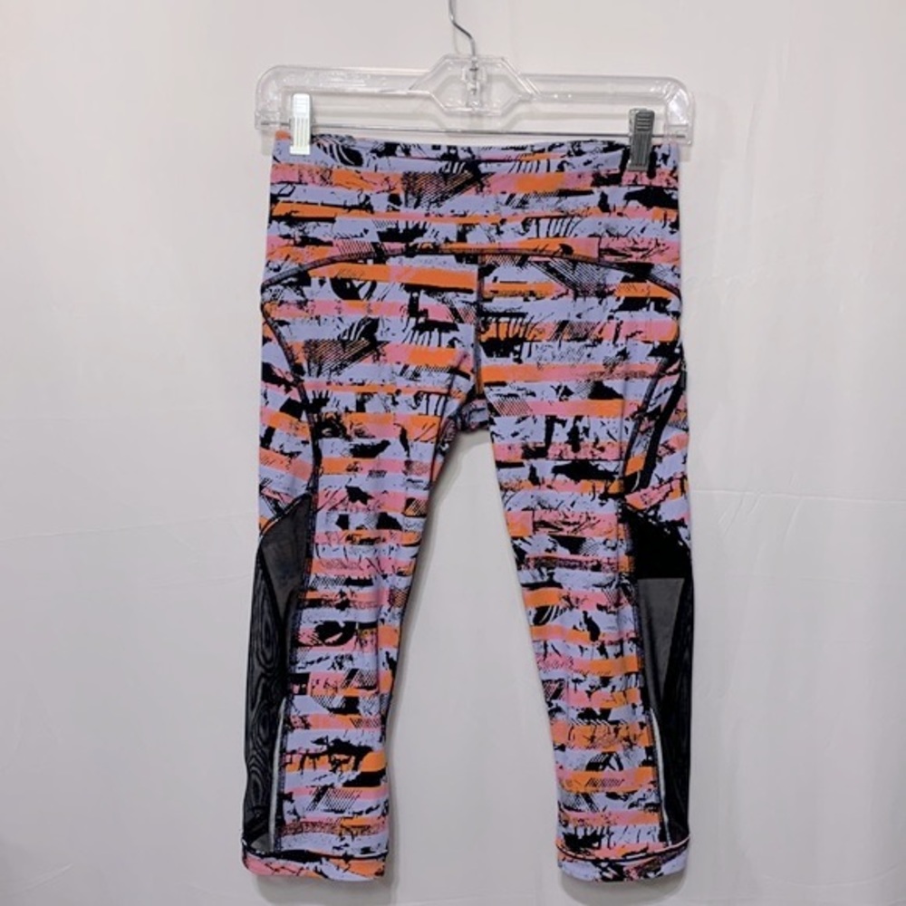 LULULEMON Sun Runner Crop leggings mesh detail curved hemline waist pocket sz 4